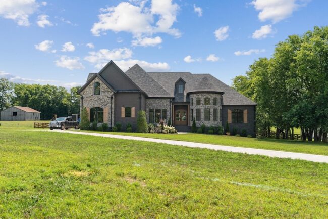 2622 Clayton Arnold Road. Located in Thompson’s Station