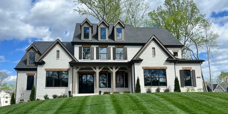 SG-may2-feature The Reserve at Raintree Forest i