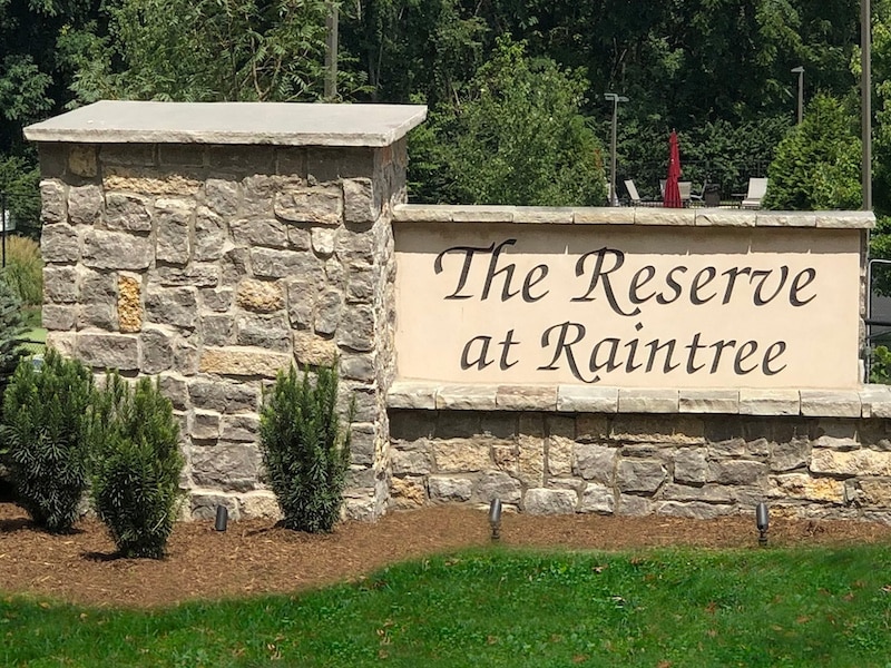 Brentwood’s Premier New Construction Community: The Reserve at Raintree
